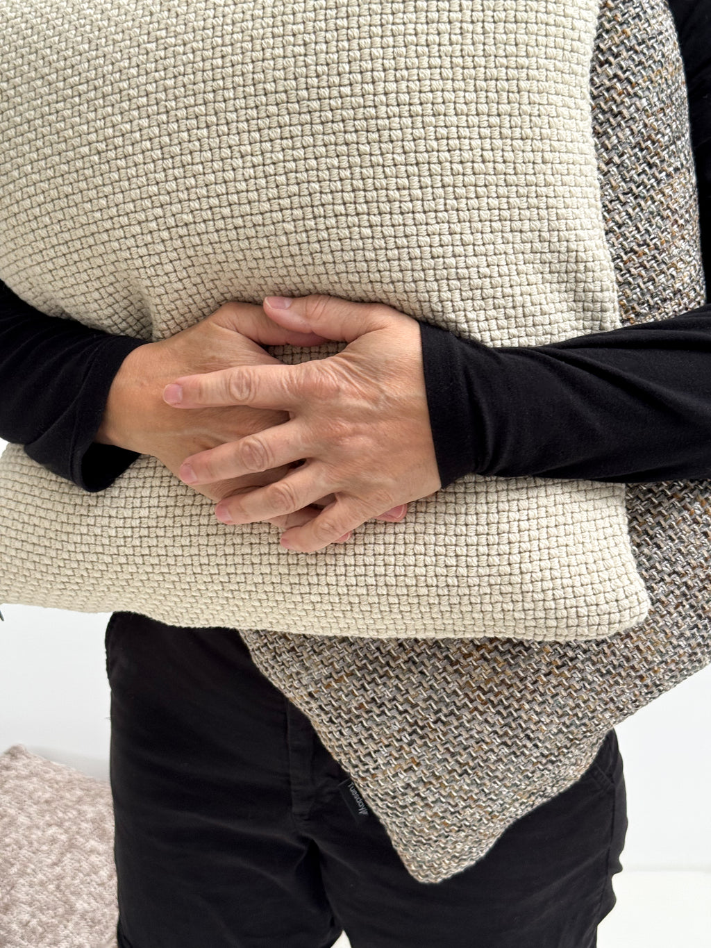 Chunky Woolen Pillow - Eggshell 