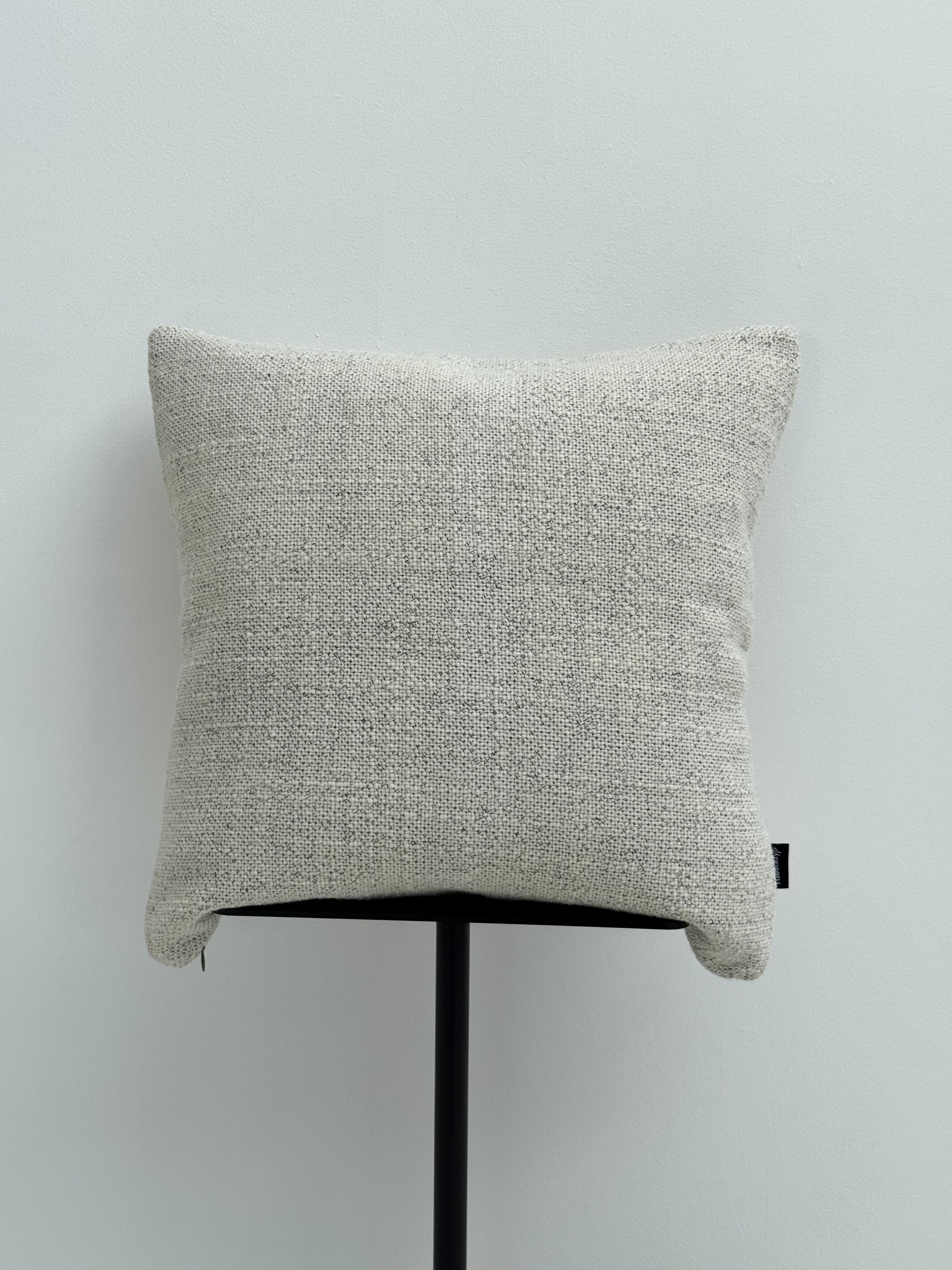 Chunky Woolen Pillow - White Pattern 